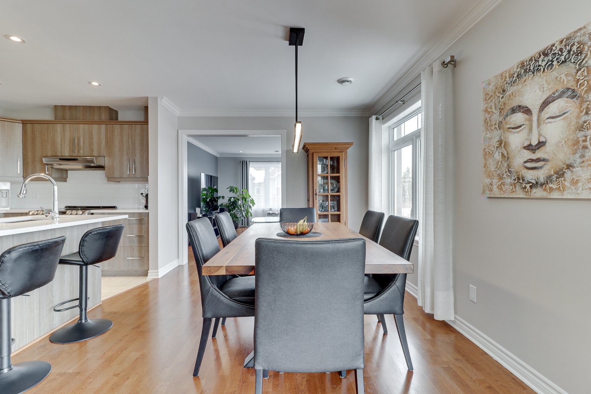 









43


37e Avenue E.

, 105,
Blainville,




QC
J7C5Z4

