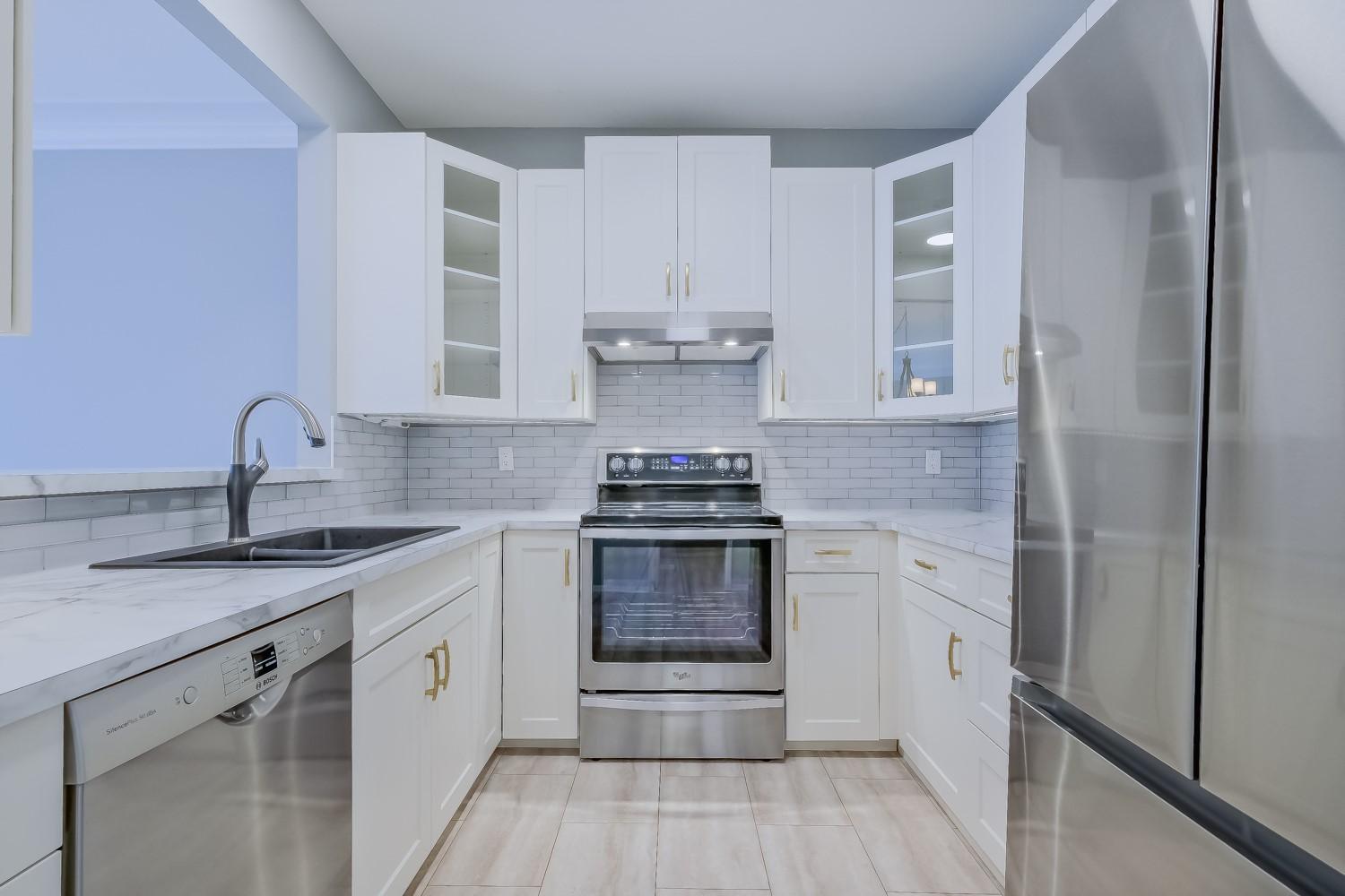 









877


KLO

Road, 225,
Kelowna,




BC
V1Y 9R1

