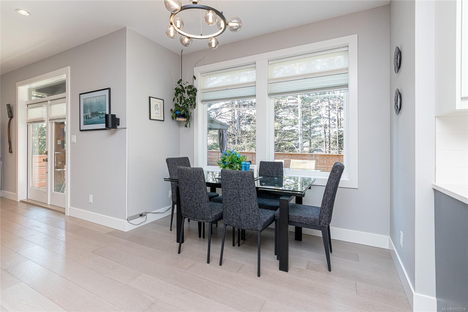 









2117


Triangle

Trail,
Langford,




BC
V9C 0R2

