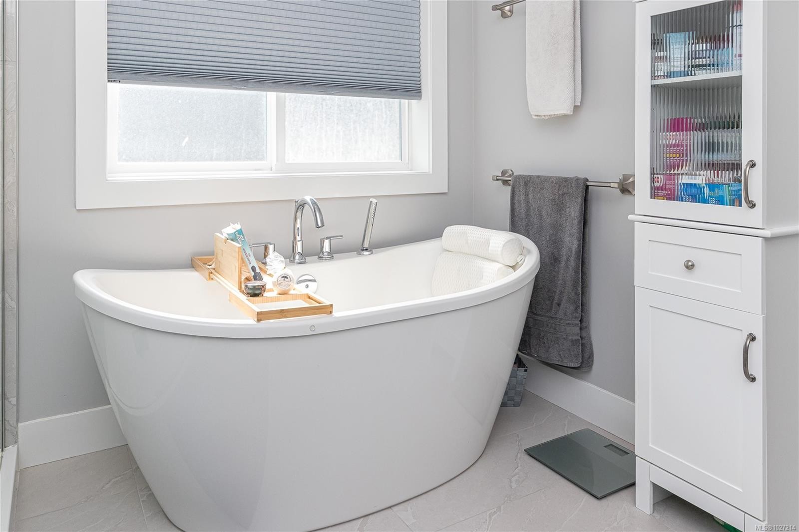 









2117


Triangle

Trail,
Langford,




BC
V9C 0R2

