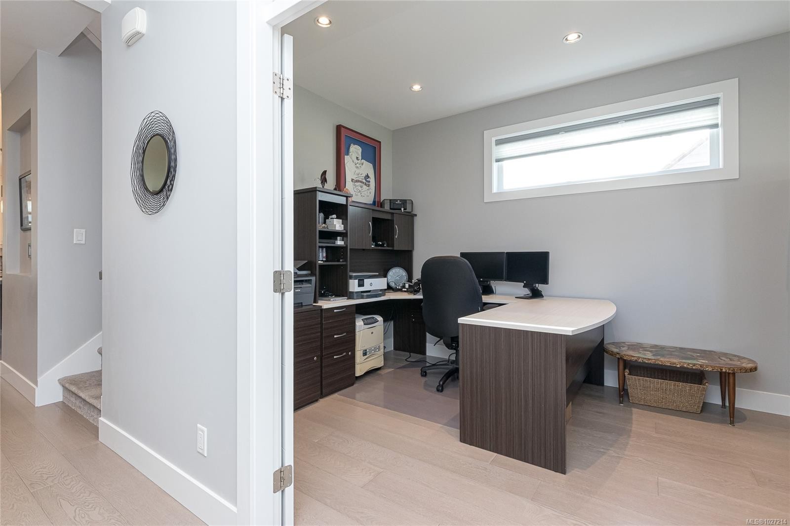 









2117


Triangle

Trail,
Langford,




BC
V9C 0R2

