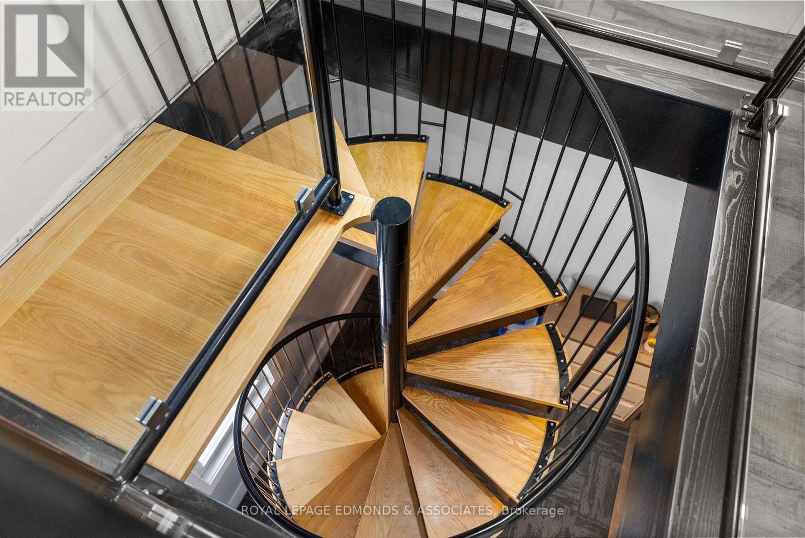 












259 PEMBROKE STREET E

,
Pembroke,




Ontario
K8A3J9

