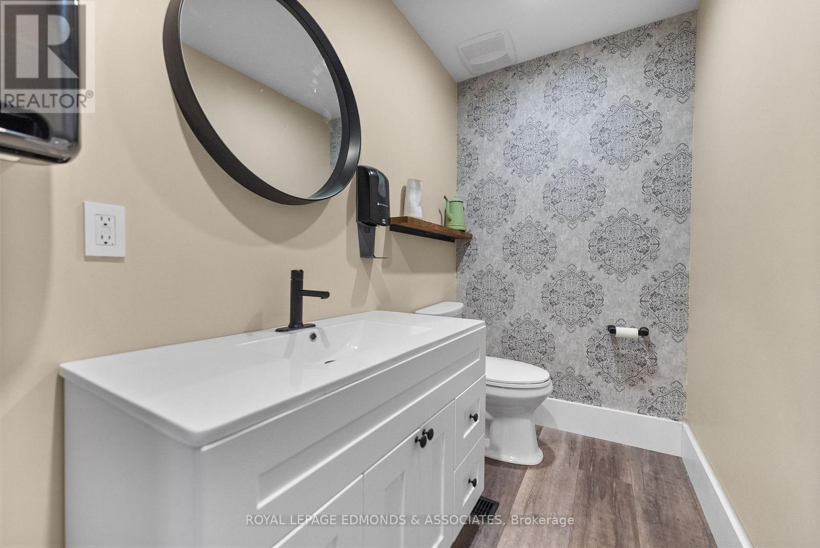 












259 PEMBROKE STREET E

,
Pembroke,




Ontario
K8A3J9

