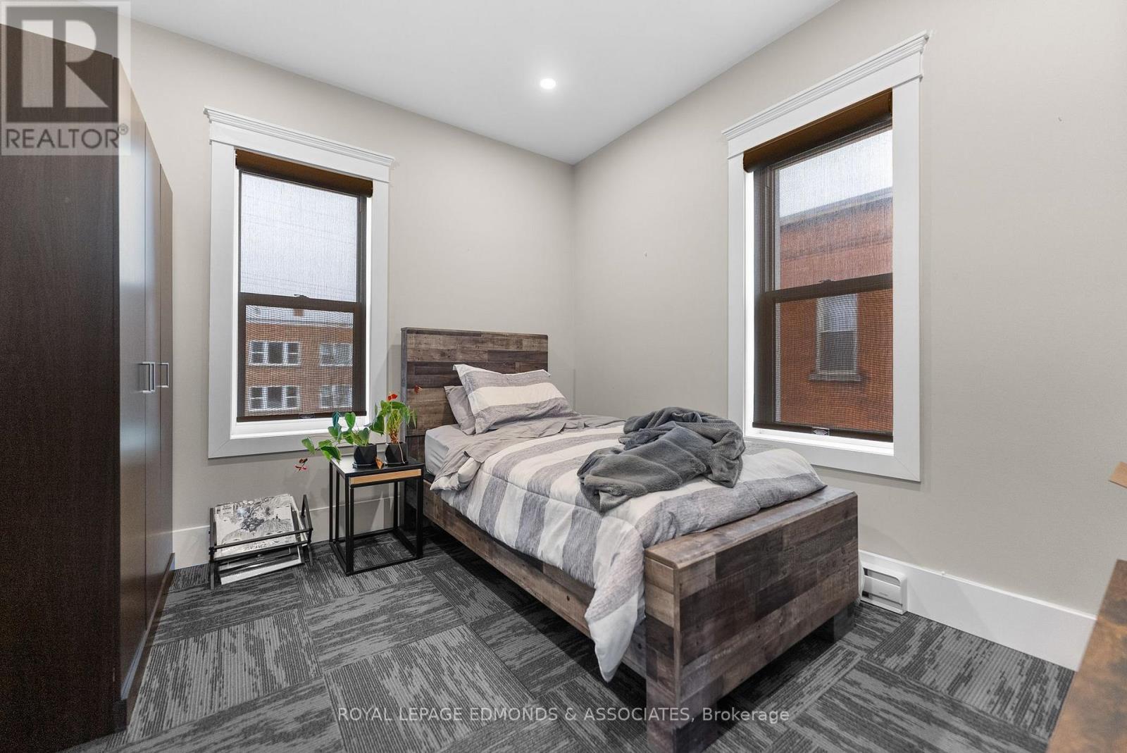 












259 PEMBROKE STREET E

,
Pembroke,




Ontario
K8A3J9

