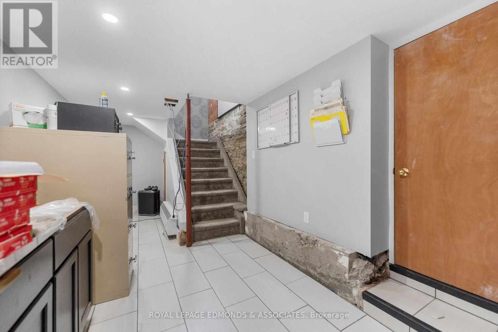 












259 PEMBROKE STREET E

,
Pembroke,




Ontario
K8A3J9

