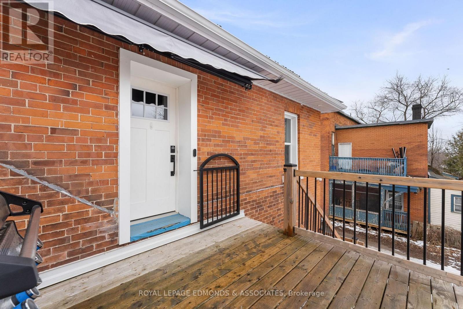 












259 PEMBROKE STREET E

,
Pembroke,




Ontario
K8A3J9

