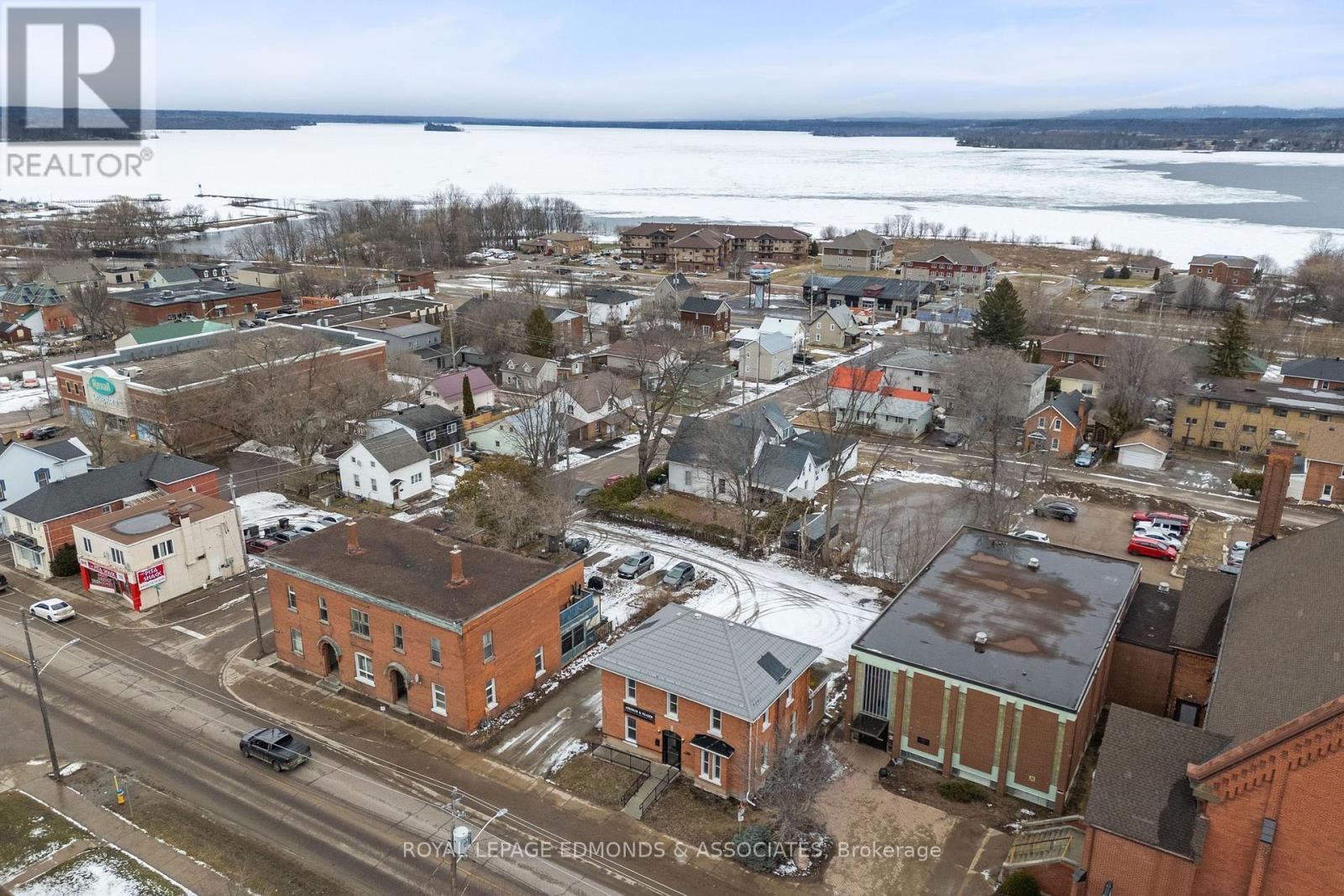 












259 PEMBROKE STREET E

,
Pembroke,




Ontario
K8A3J9

