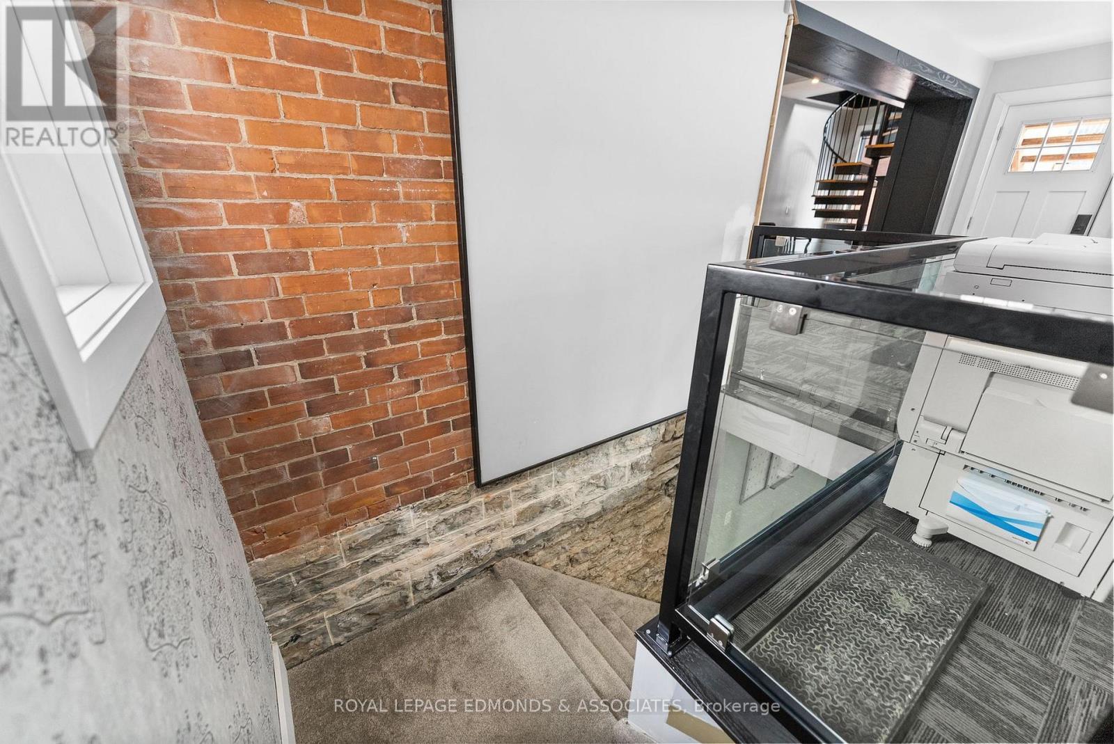 












259 PEMBROKE STREET E

,
Pembroke,




Ontario
K8A3J9

