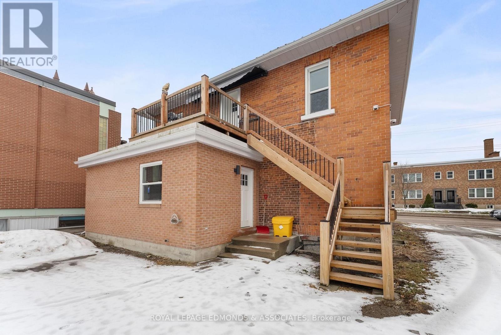 












259 PEMBROKE STREET E

,
Pembroke,




Ontario
K8A3J9

