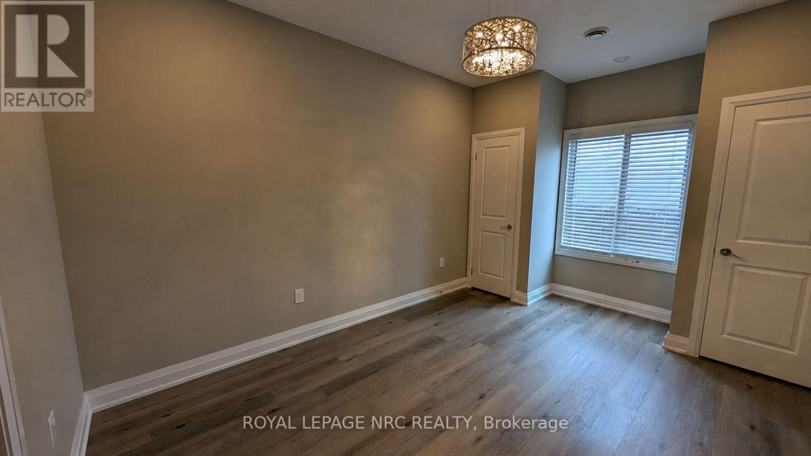 












37A ORMONDE AVENUE

,
St. Catharines (Facer),




Ontario
L2M5P1

