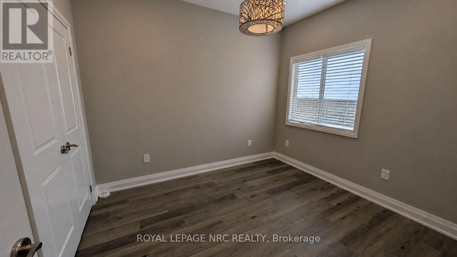 












37A ORMONDE AVENUE

,
St. Catharines (Facer),




Ontario
L2M5P1

