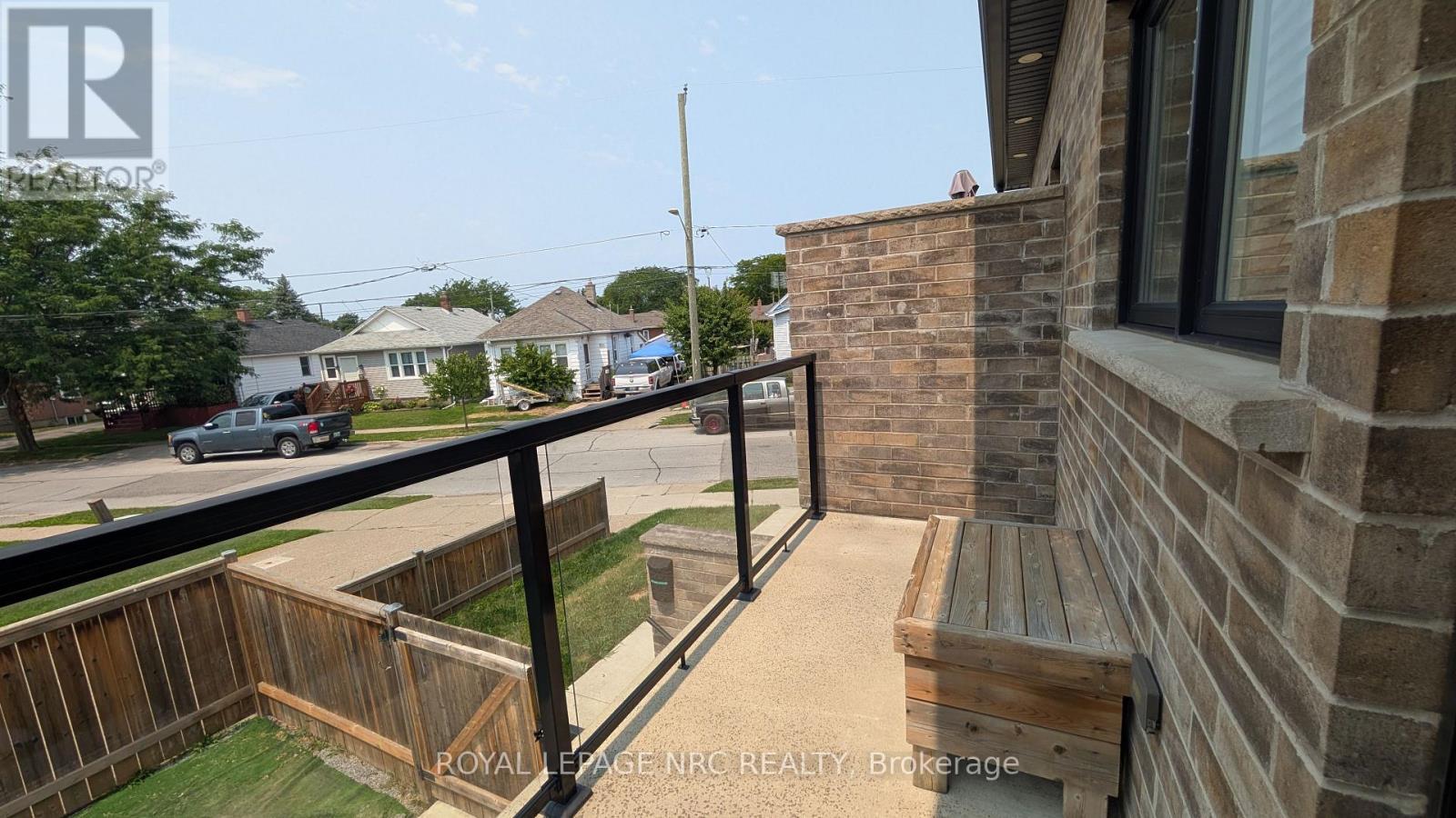 












37A ORMONDE AVENUE

,
St. Catharines (Facer),




Ontario
L2M5P1


