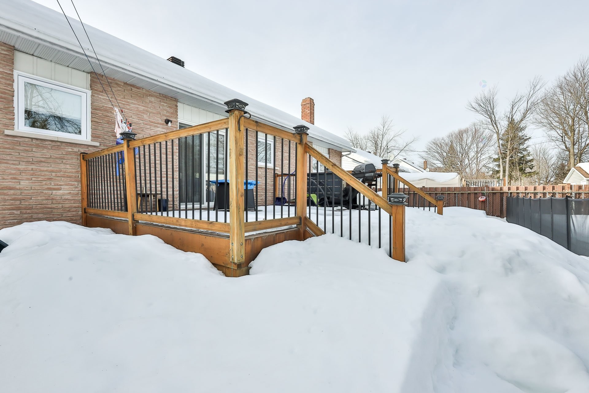 









11


Rue Rémi-Desjardins

,
Gatineau (Buckingham),




QC
J8L3G5

