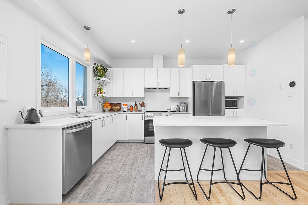 









21


Rue François-Michel

,
Gatineau (Aylmer),




QC
J9J2T7

