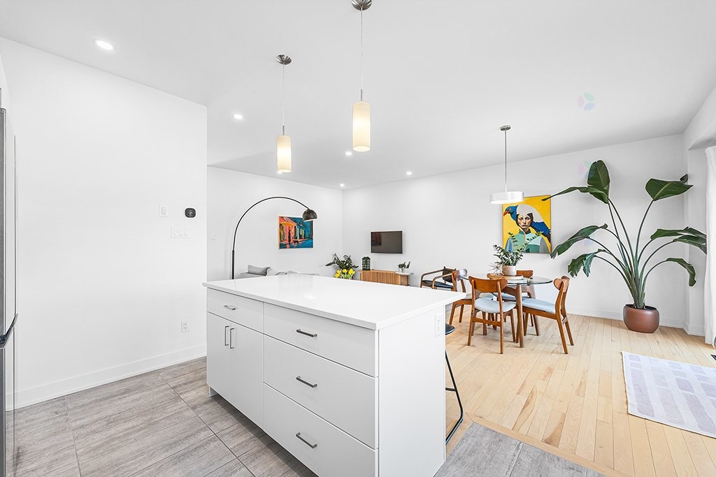 









21


Rue François-Michel

,
Gatineau (Aylmer),




QC
J9J2T7

