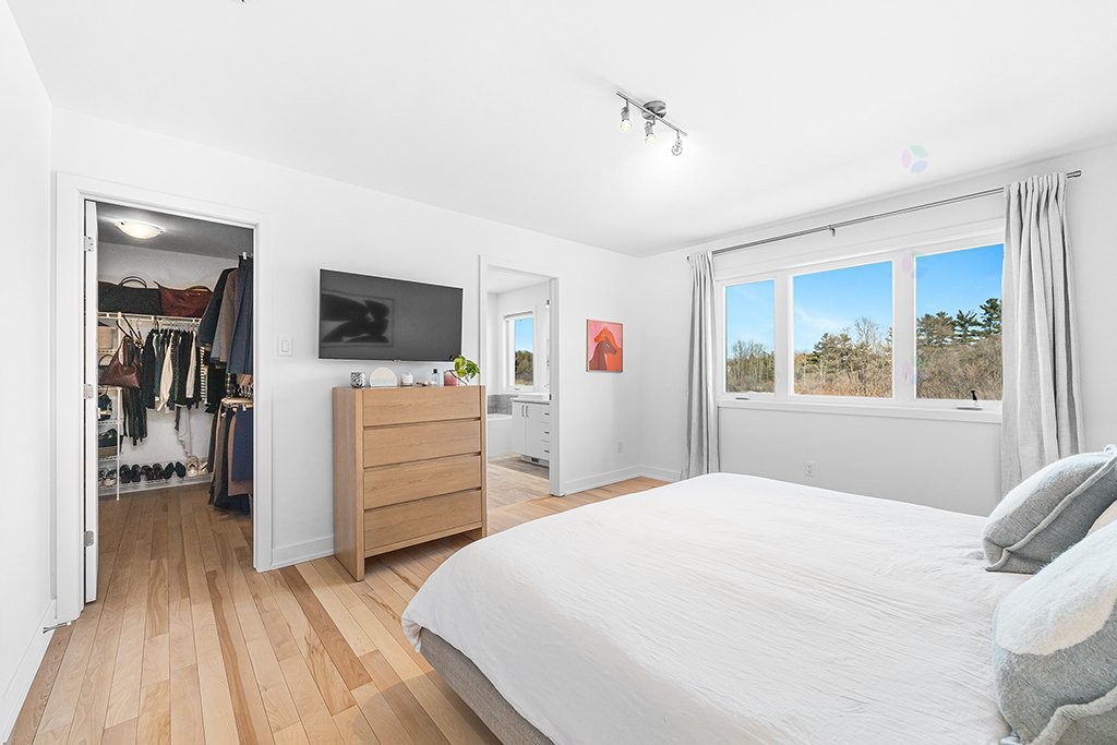 









21


Rue François-Michel

,
Gatineau (Aylmer),




QC
J9J2T7

