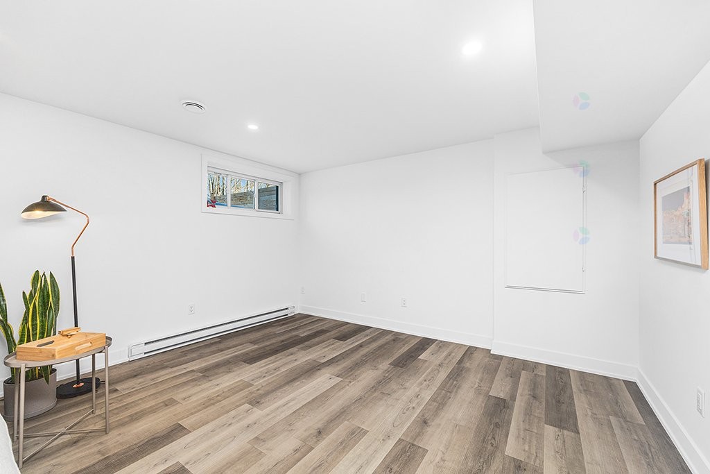 









21


Rue François-Michel

,
Gatineau (Aylmer),




QC
J9J2T7


