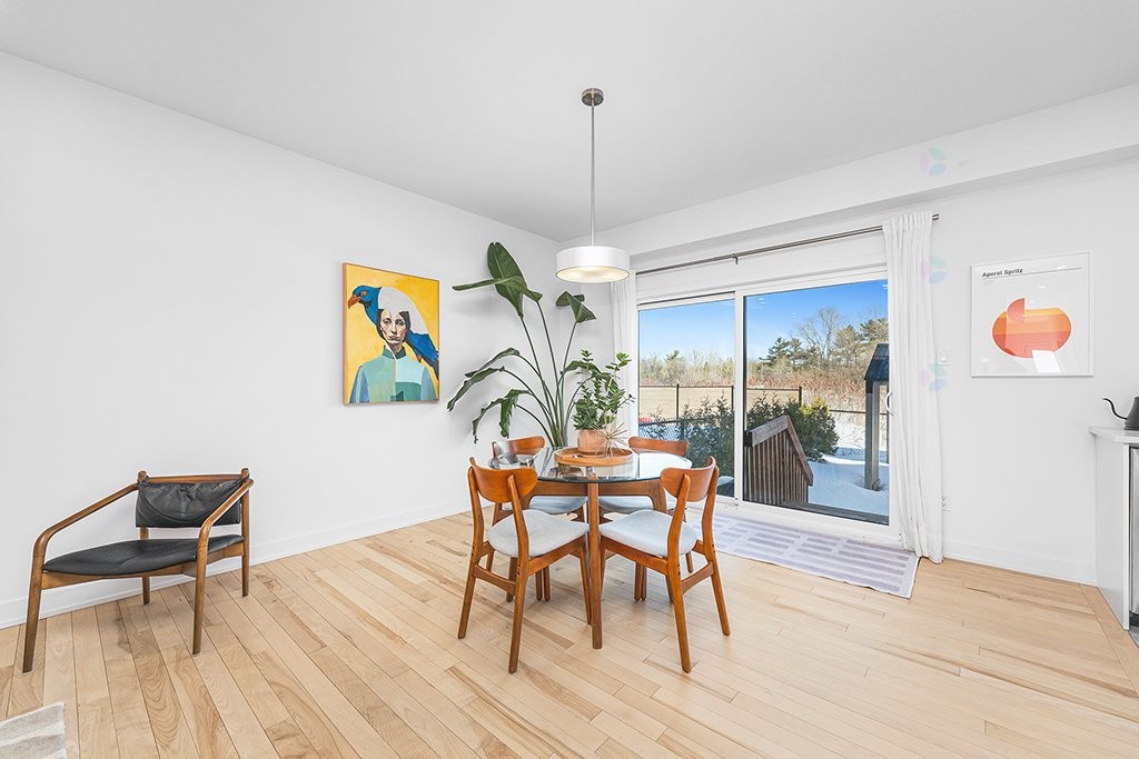 









21


Rue François-Michel

,
Gatineau (Aylmer),




QC
J9J2T7

