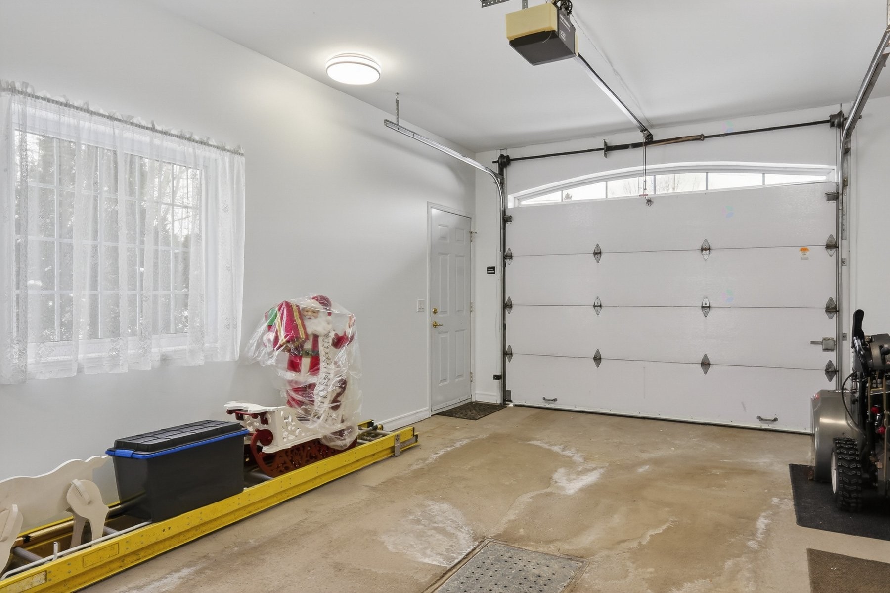 









30


Place Optimiste

,
Sainte-Thècle,




QC
G0X3G0

