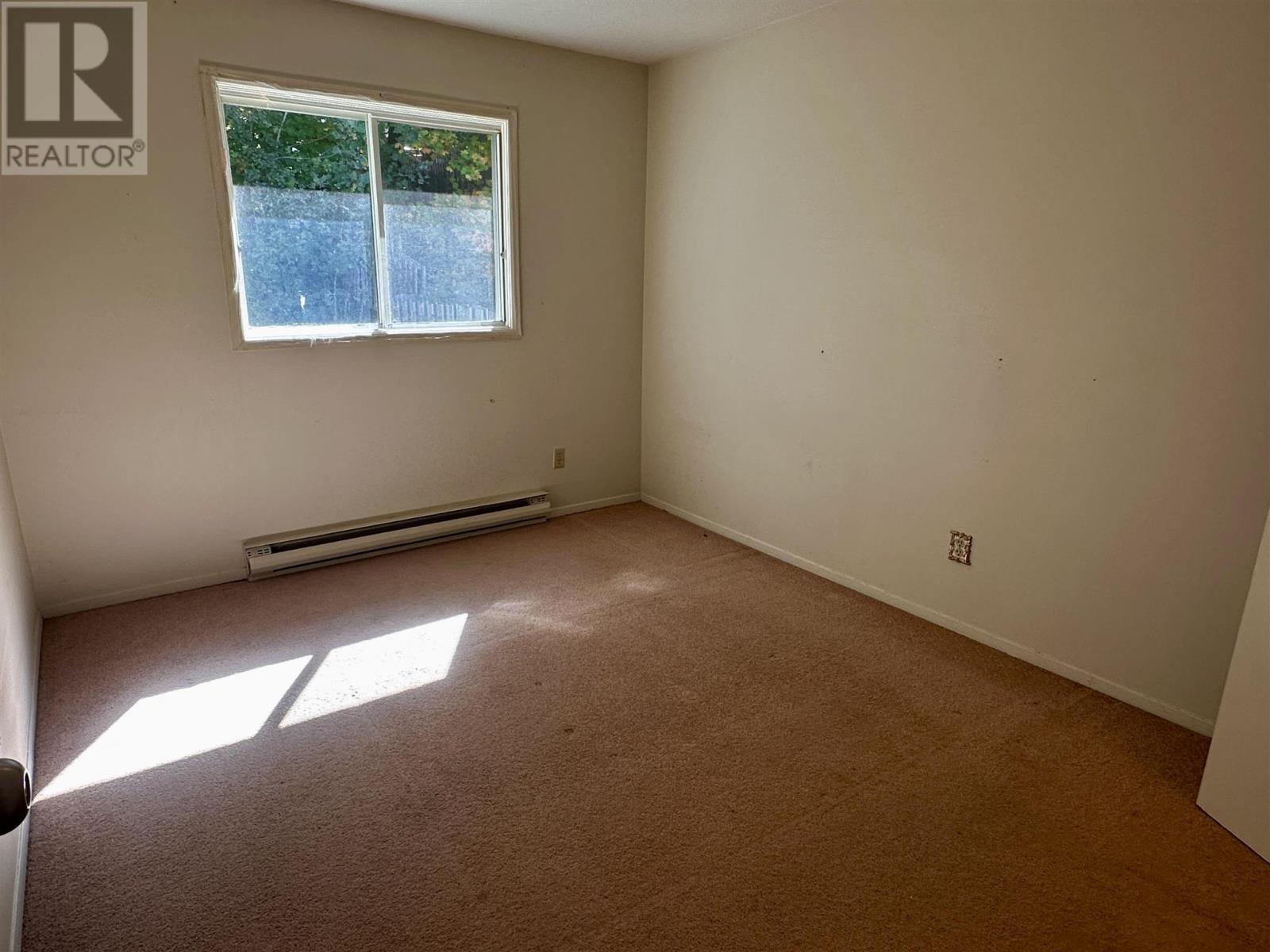 












38 Beckett BLVD

,
Elliot Lake,




Ontario
P5A3P7

