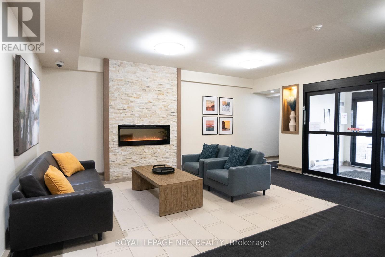 












907 - 6400 HUGGINS STREET

,
Niagara Falls (Stamford),




Ontario
L2J3G5

