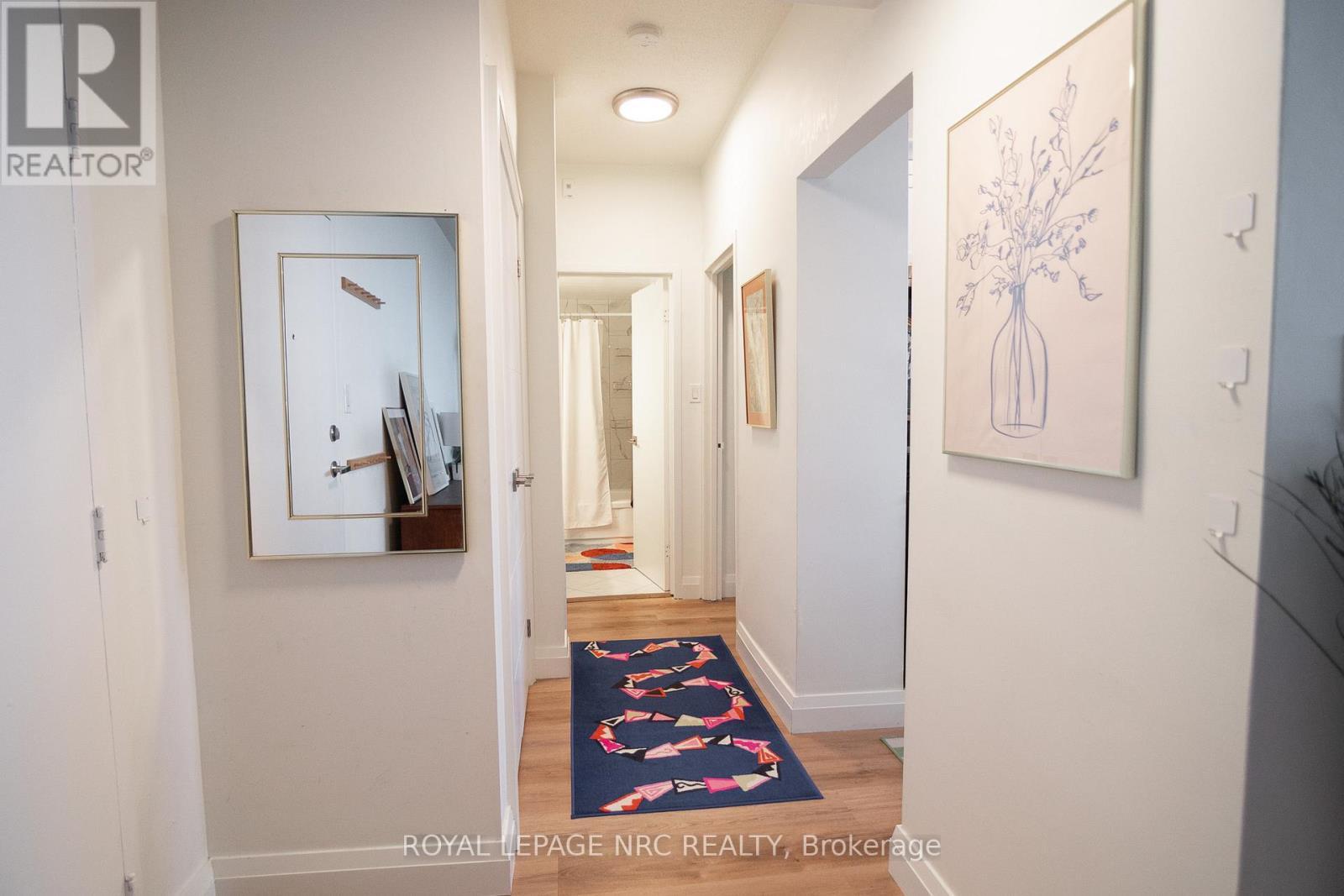 












907 - 6400 HUGGINS STREET

,
Niagara Falls (Stamford),




Ontario
L2J3G5

