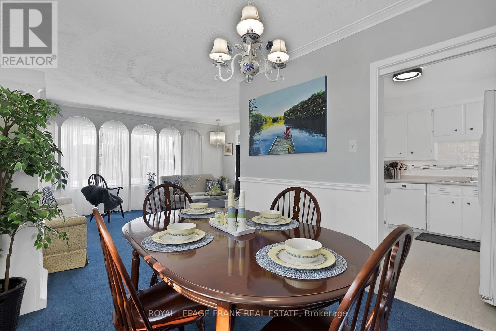 












1 DEBORAH DRIVE

,
Toronto (Woburn),




Ontario
M1H2H5

