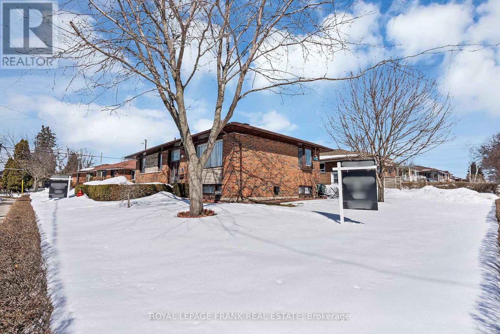












1 DEBORAH DRIVE

,
Toronto (Woburn),




Ontario
M1H2H5

