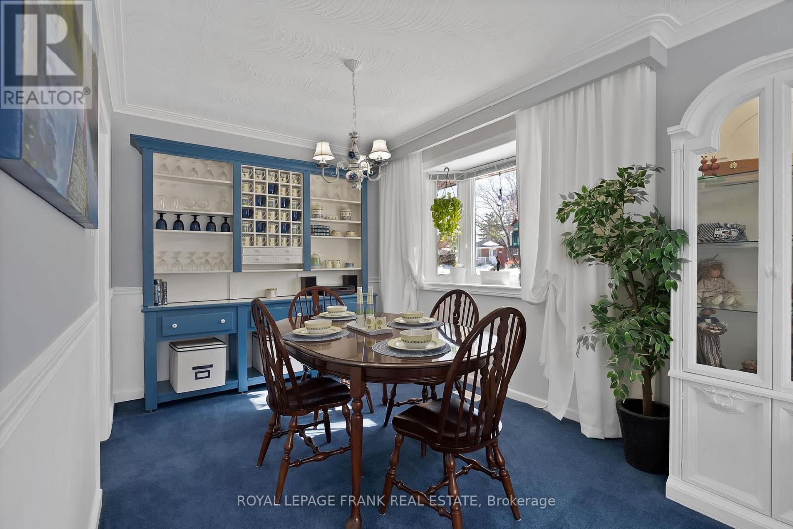 












1 DEBORAH DRIVE

,
Toronto (Woburn),




Ontario
M1H2H5

