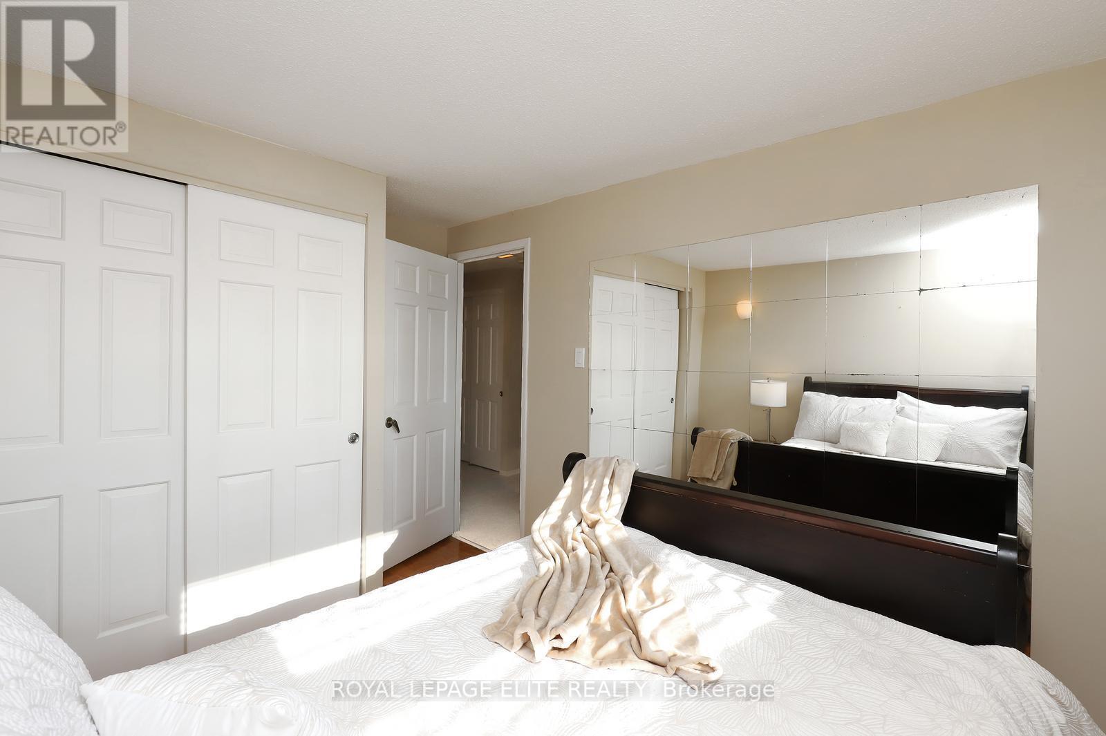 












7396 BYBROOK DRIVE

,
Mississauga,




Ontario
L4T3R2

