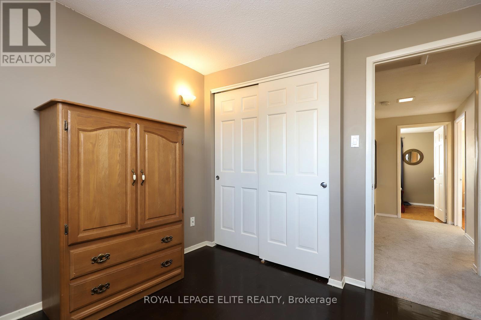 












7396 BYBROOK DRIVE

,
Mississauga,




Ontario
L4T3R2

