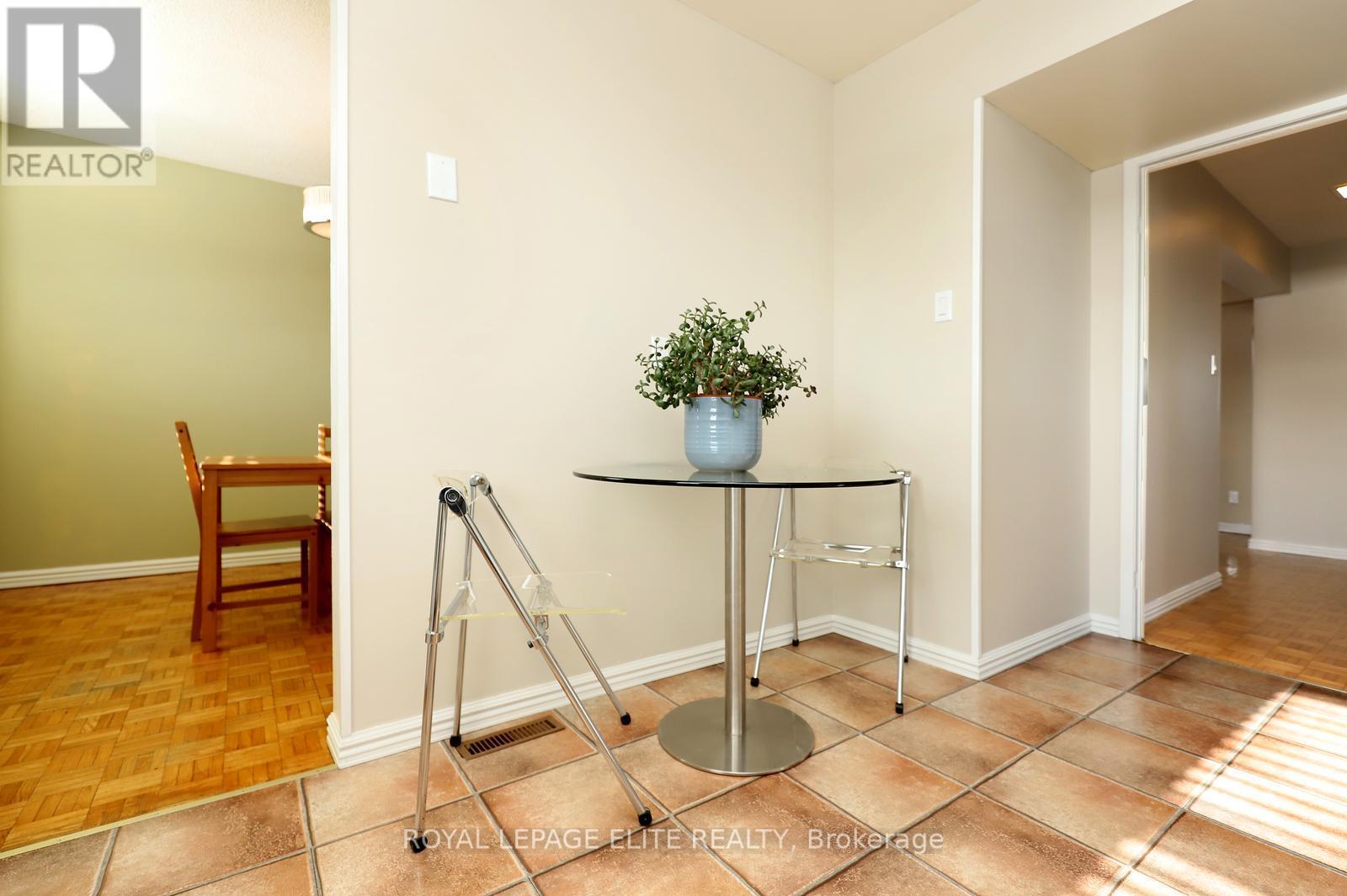 












7396 BYBROOK DRIVE

,
Mississauga,




Ontario
L4T3R2

