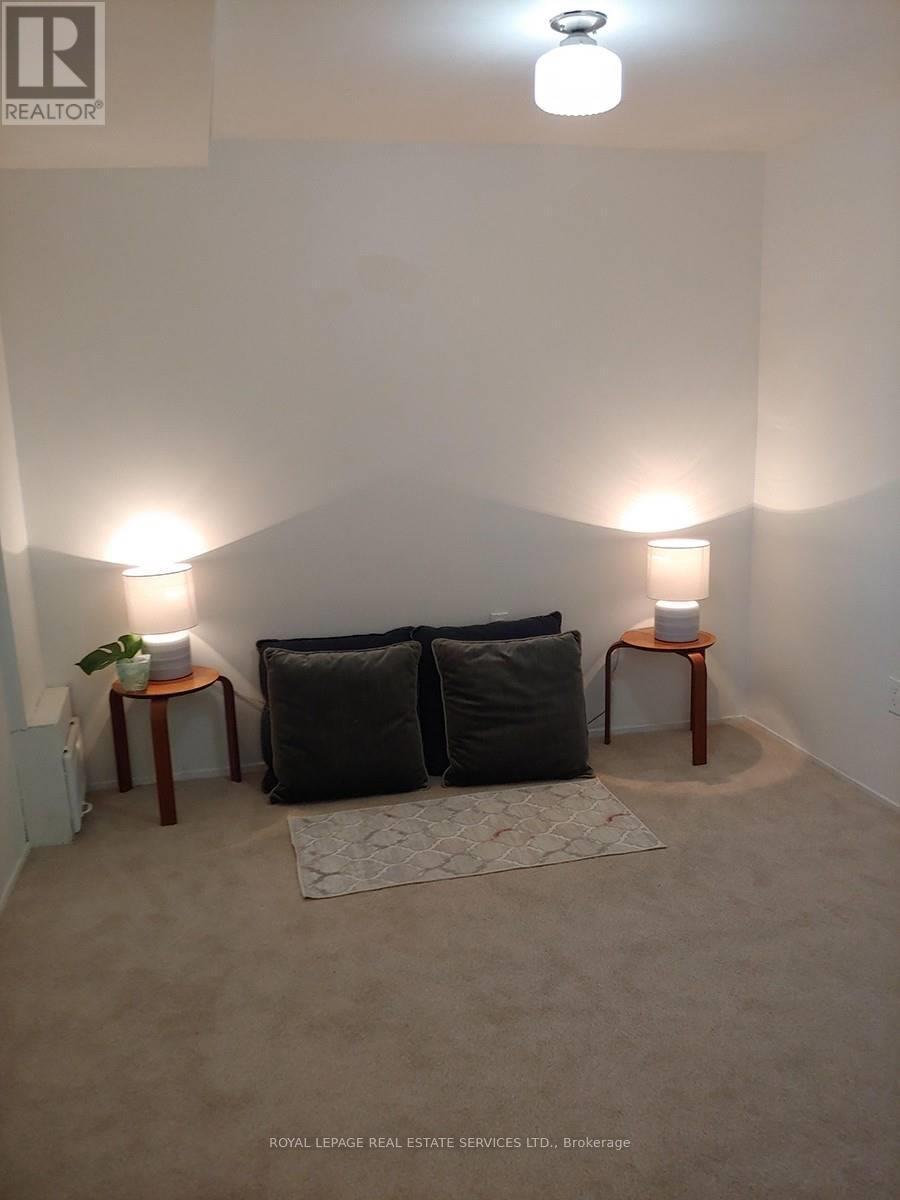 












LOWER LEVEL - 1239 COLLEGE STREET

,
Toronto,




Ontario
M6H1C3

