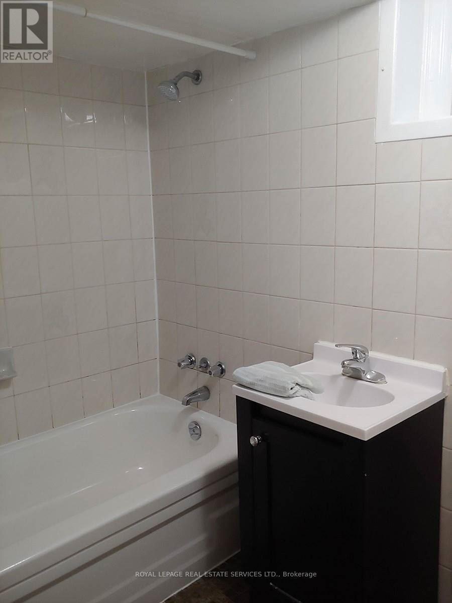 












LOWER LEVEL - 1239 COLLEGE STREET

,
Toronto,




Ontario
M6H1C3

