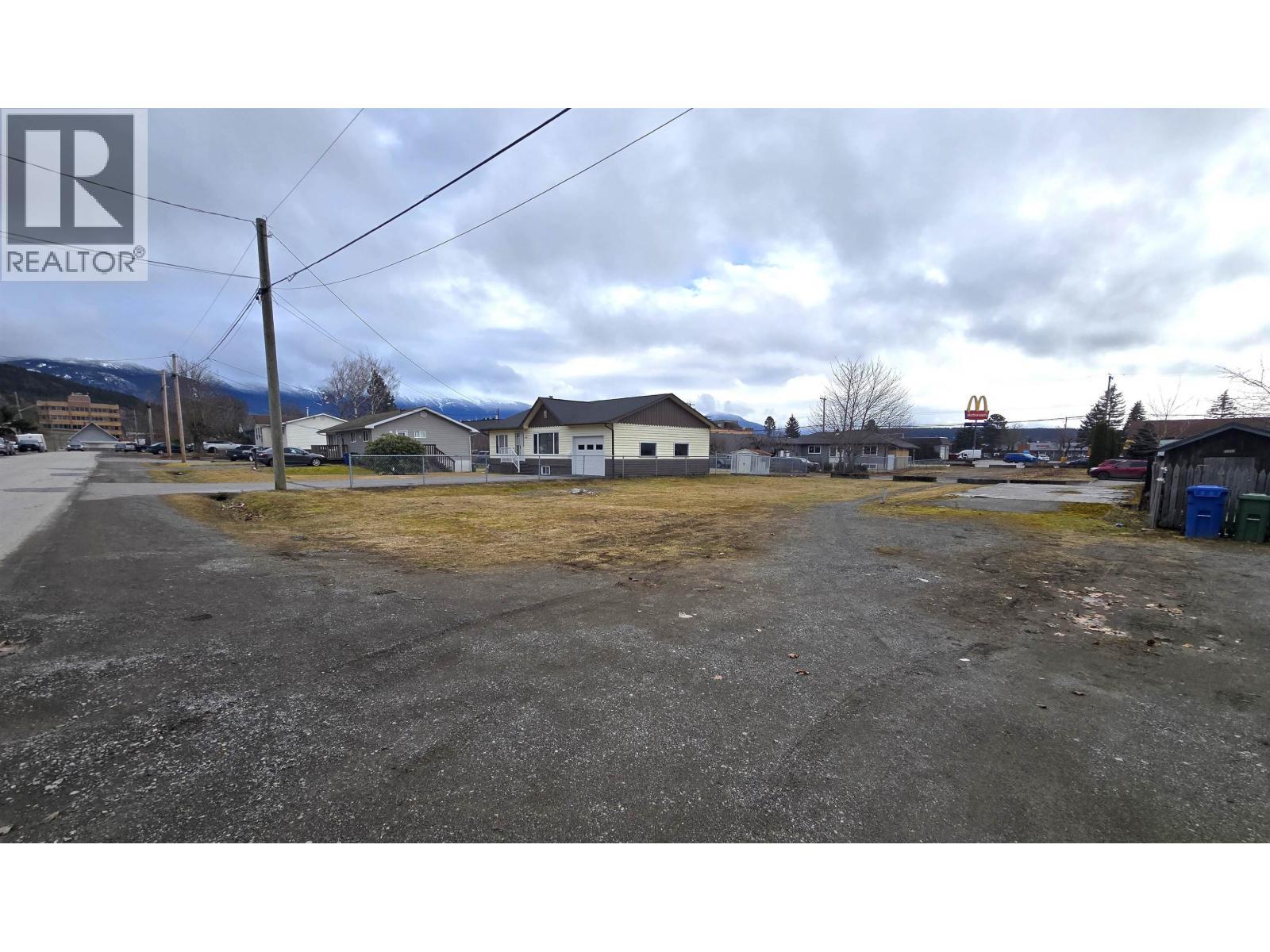 












4727 PARK AVENUE

,
Terrace,







British Columbia
V8G1W2

