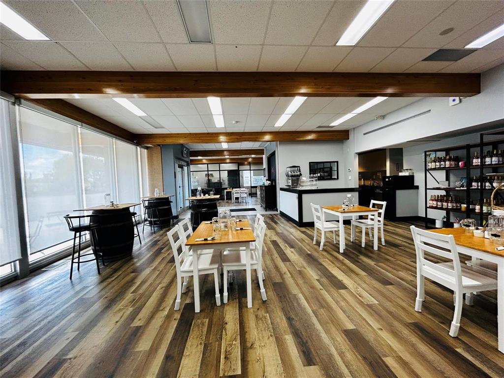 












104 Broadway Street S

,
Deloraine,




Manitoba
R0M0M0

