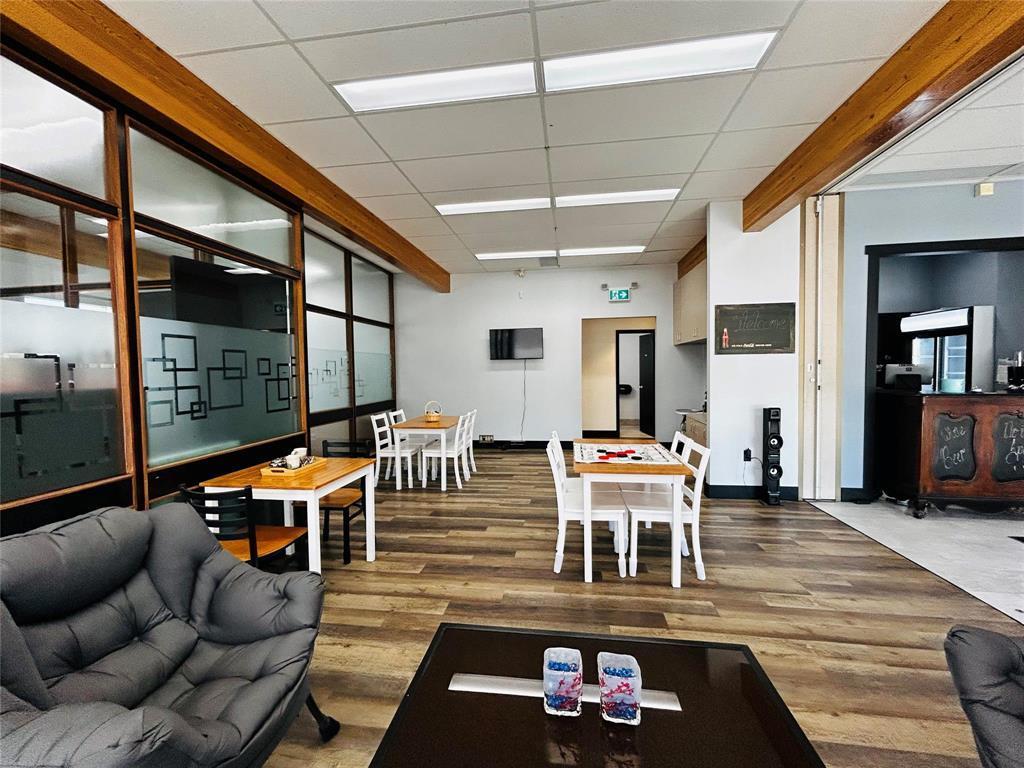 












104 Broadway Street S

,
Deloraine,




Manitoba
R0M0M0

