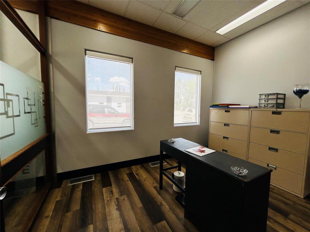 












104 Broadway Street S

,
Deloraine,




Manitoba
R0M0M0

