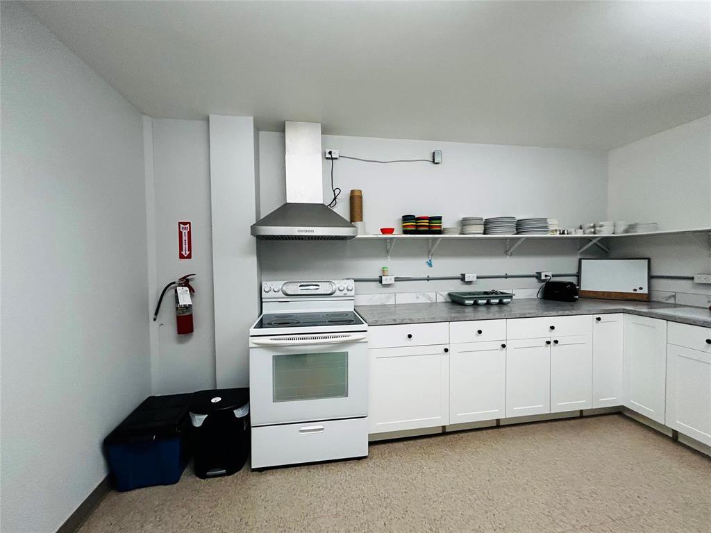 












104 Broadway Street S

,
Deloraine,




Manitoba
R0M0M0

