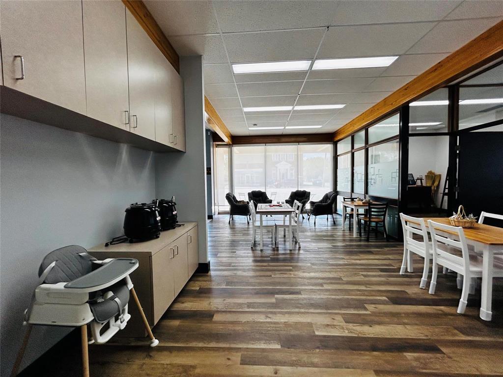 












104 Broadway Street S

,
Deloraine,




Manitoba
R0M0M0

