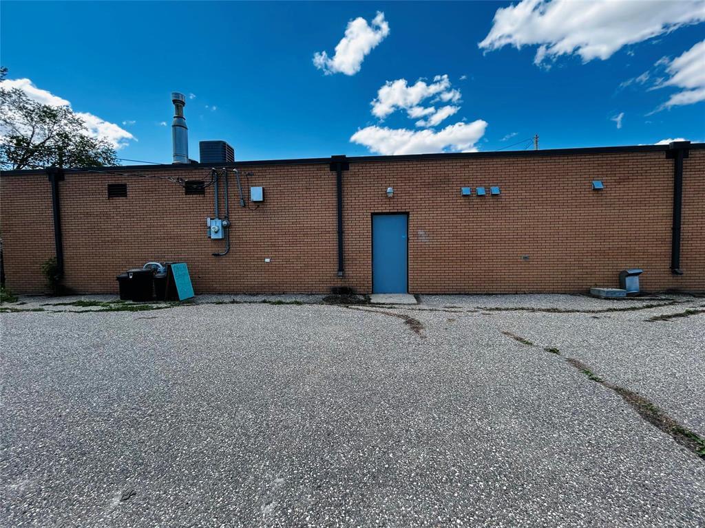












104 Broadway Street S

,
Deloraine,




Manitoba
R0M0M0

