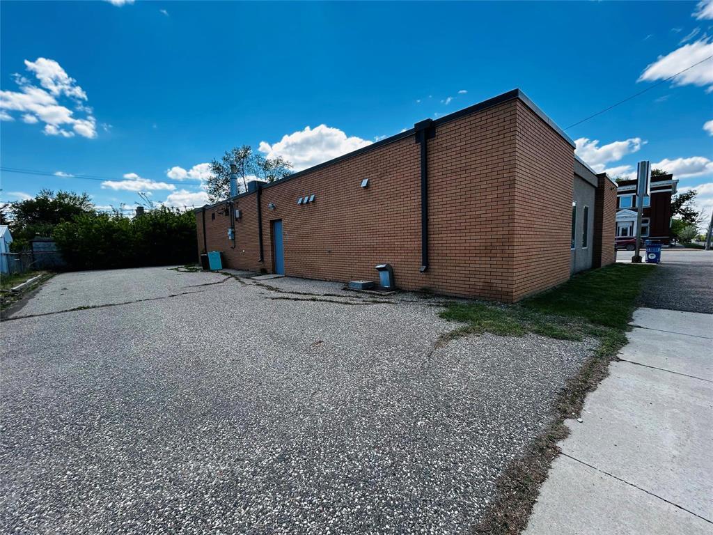 












104 Broadway Street S

,
Deloraine,




Manitoba
R0M0M0

