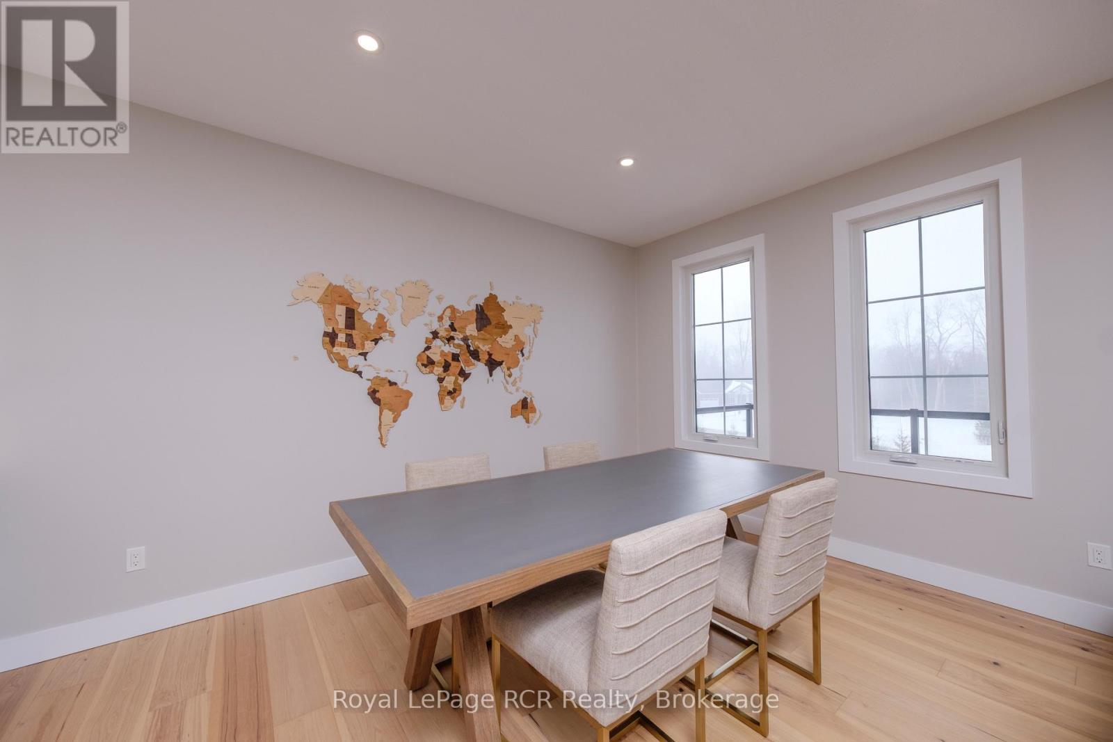 












9 SUNSET PLACE

,
Huron-Kinloss,




Ontario
N0G2R0

