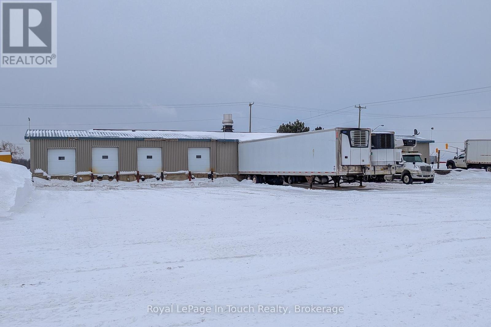 












3242 CROSSLAND ROAD

,
Springwater,




Ontario
L0L1P0

