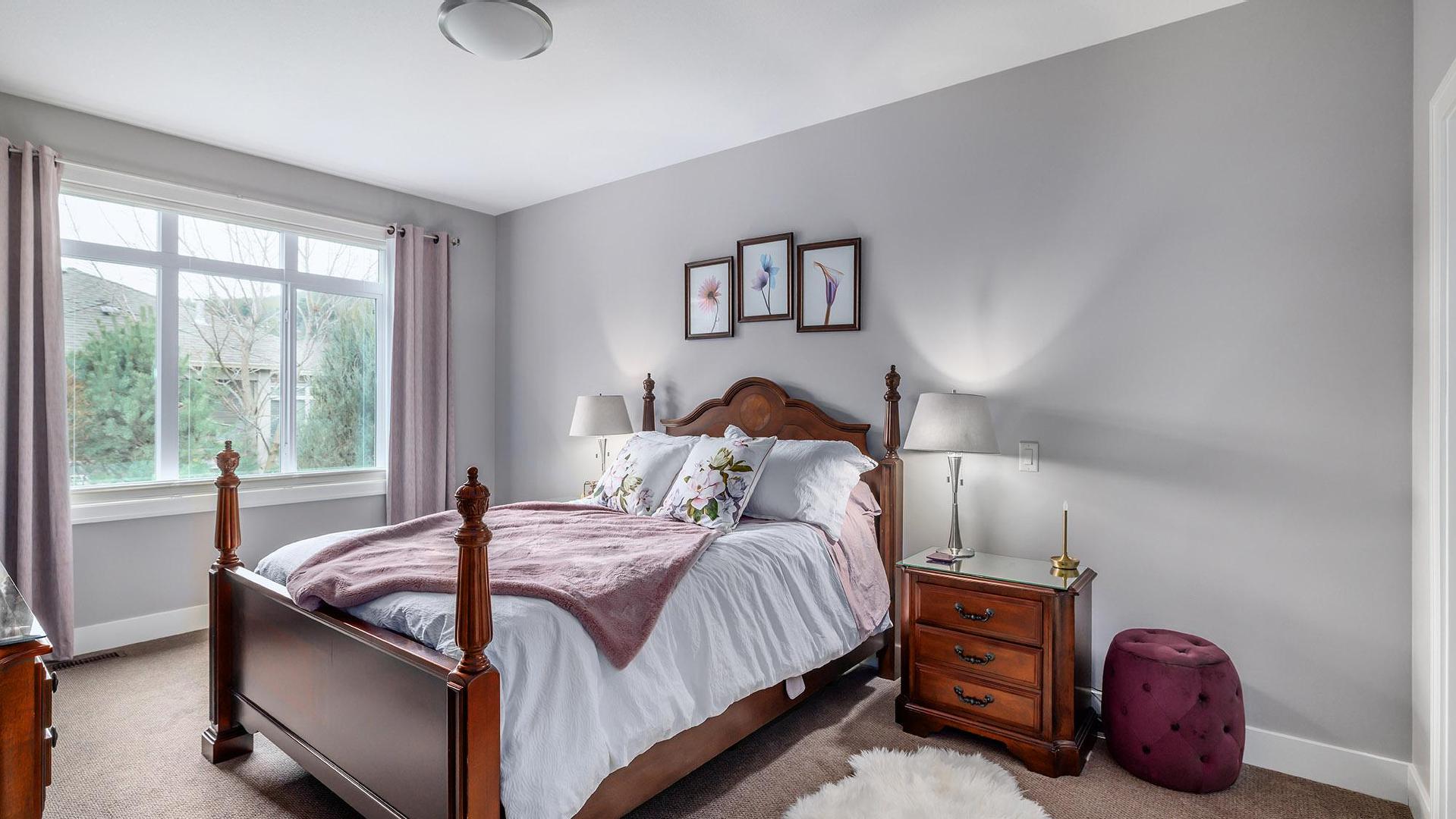 









13113


Gibbons

Drive,
Lake Country,




BC
V4V 2S4

