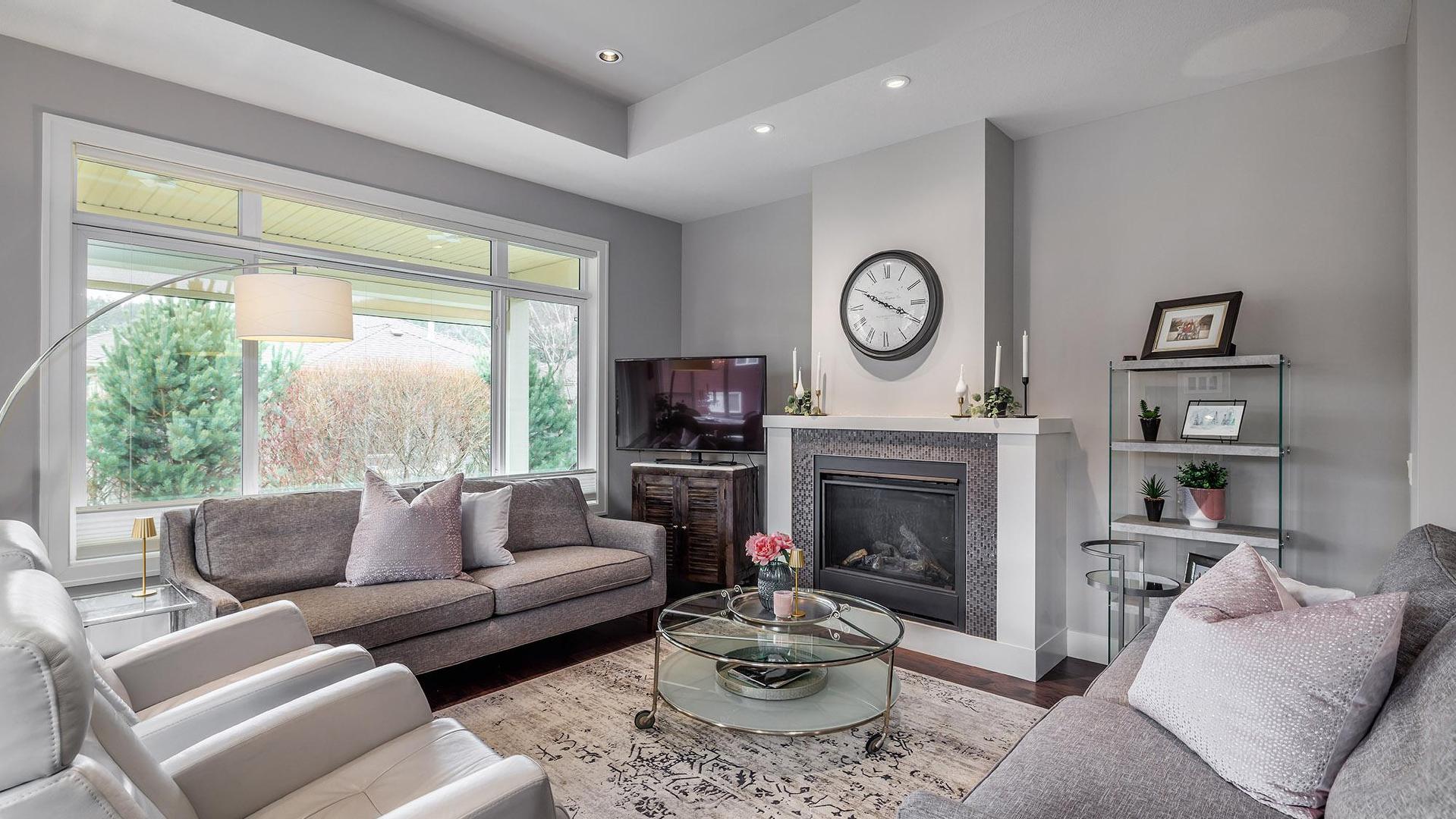 









13113


Gibbons

Drive,
Lake Country,




BC
V4V 2S4

