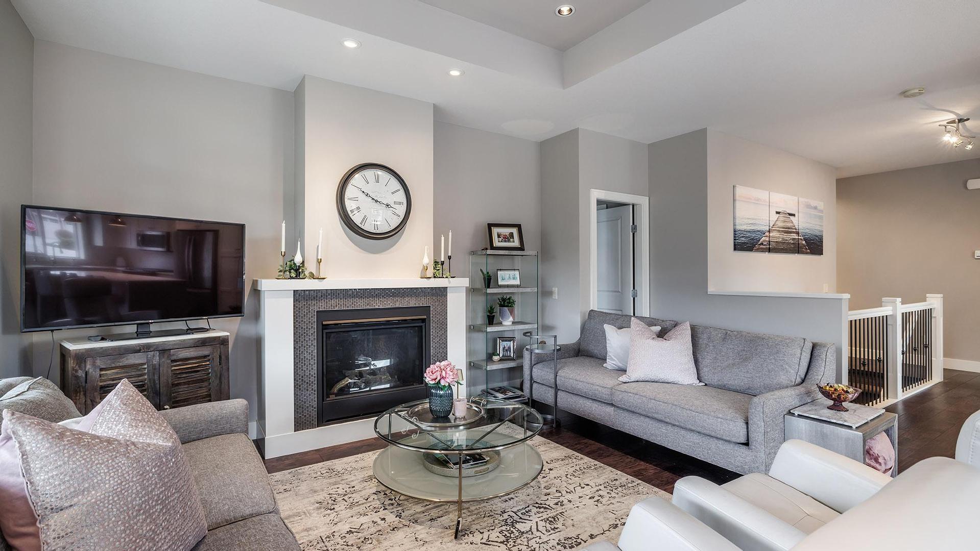 









13113


Gibbons

Drive,
Lake Country,




BC
V4V 2S4

