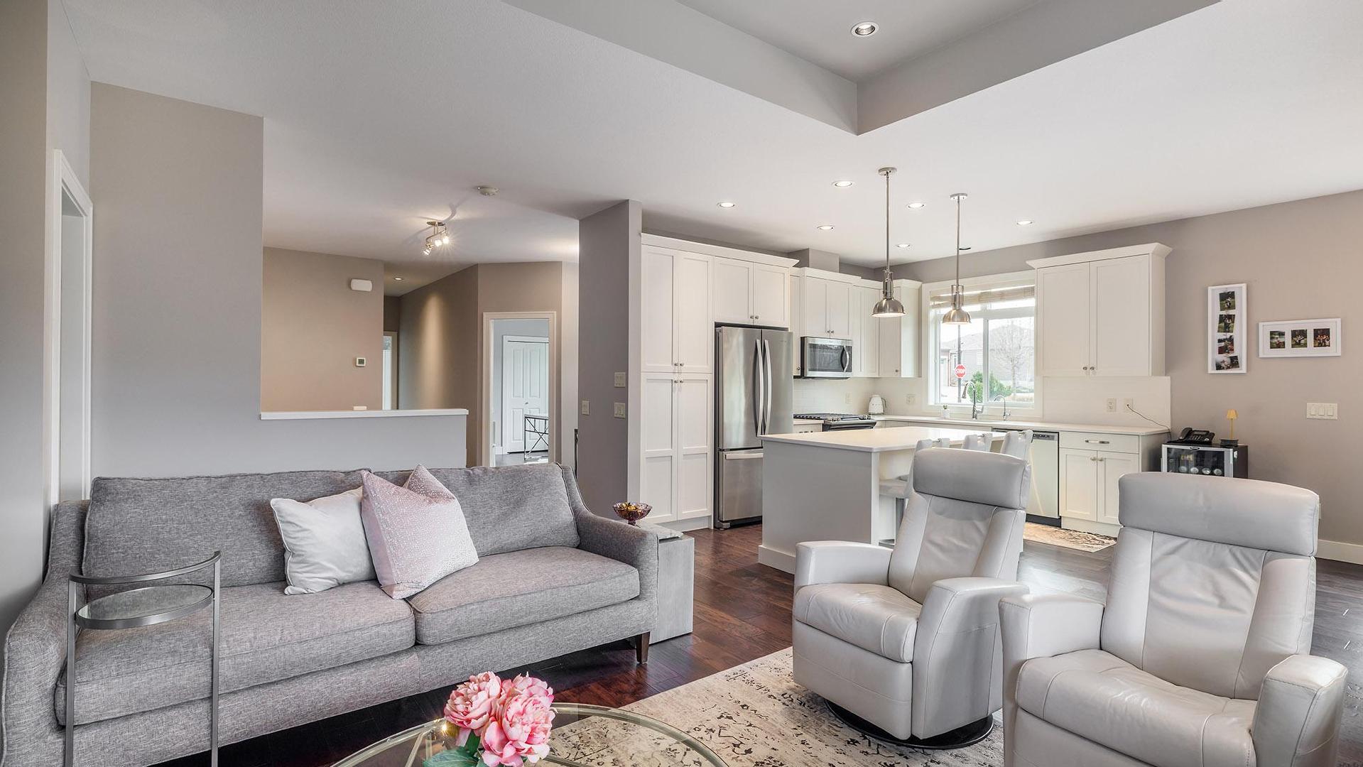 









13113


Gibbons

Drive,
Lake Country,




BC
V4V 2S4

