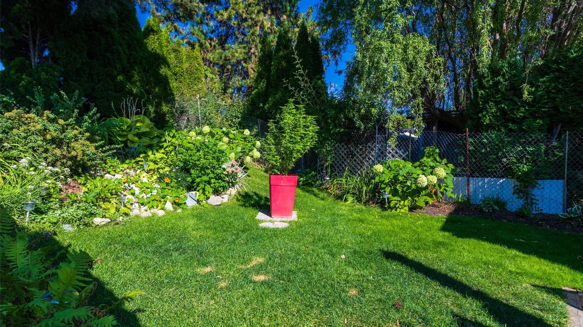 









12022


Pretty

Road, 6,
Lake Country,




BC
V4V 2E3

