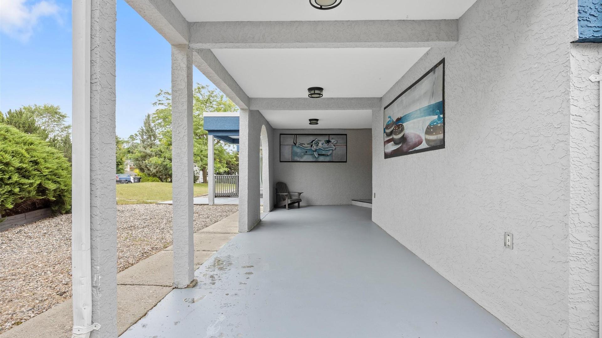 









126


Verna

Court,
Kelowna,




BC
V1Y 5M3

